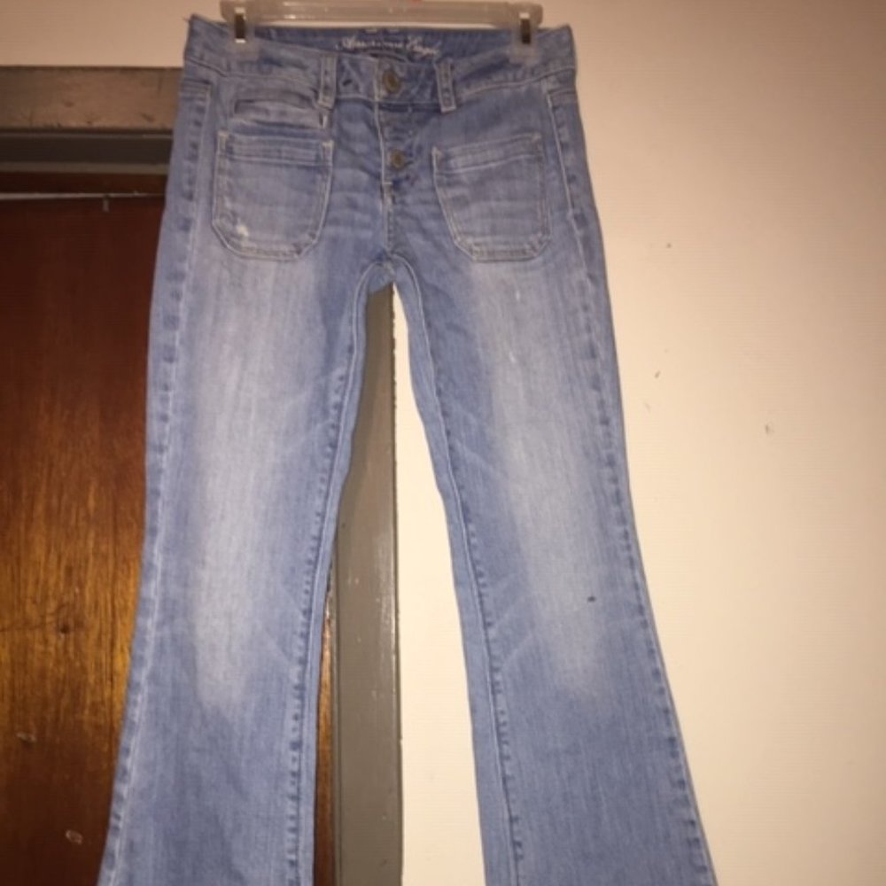 American Eagle Vintage Flare Light Wash Size 0